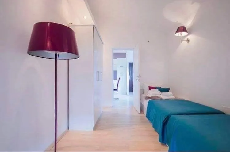 Stylish Suburb Apartment With Private Parking & Wifi, Between City Centre And Brijuni Pristine Seaside 普拉
